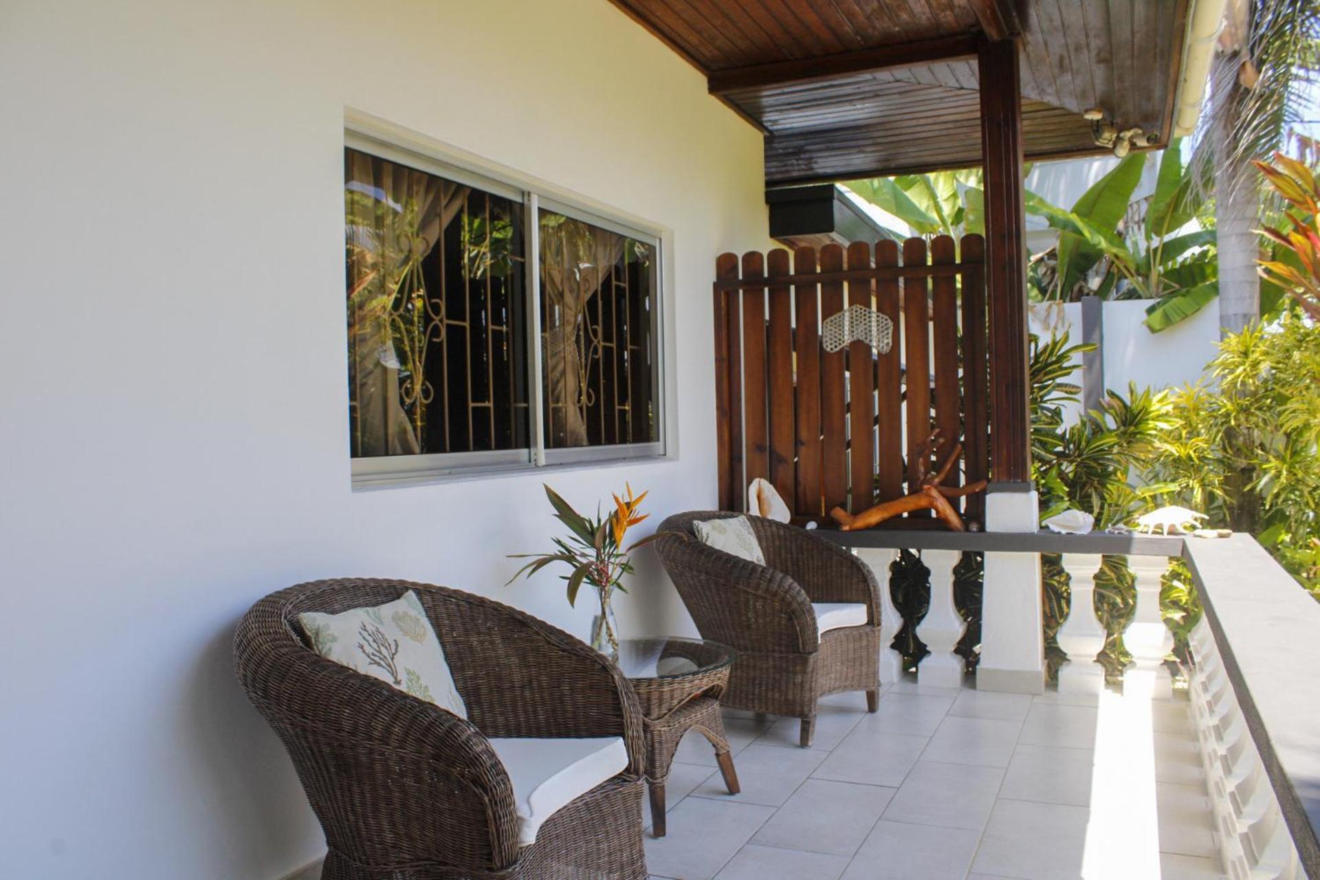 Nid'Aigle Lodge Baie Sainte Anne Exteriör bild